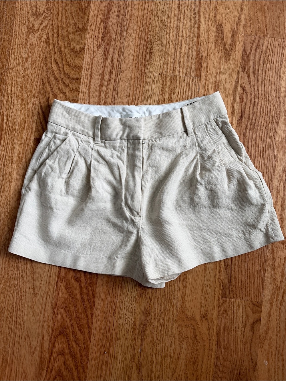 Aritzia linen viscose trouser shorts